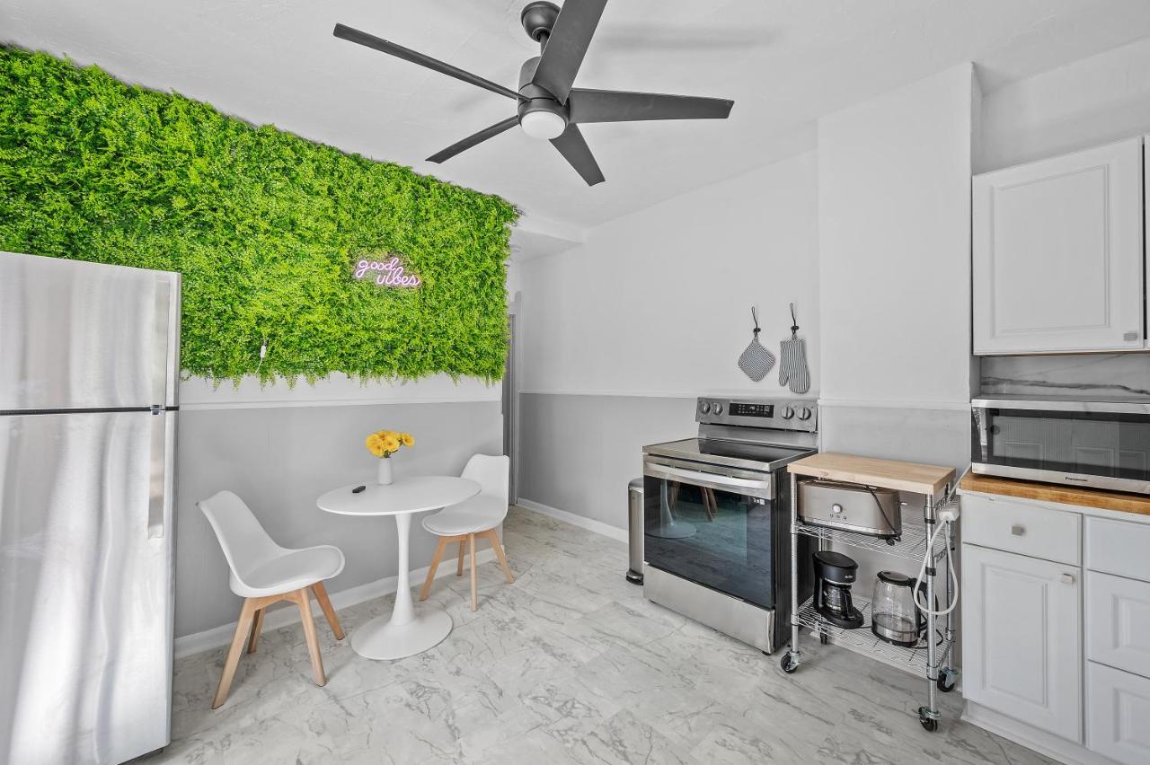 Center Of Little Italy #2 Appartement Cleveland Buitenkant foto
